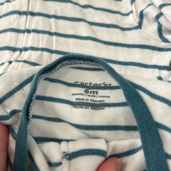 👶🏼 🐶 Carters Footie Pajama Lot 2 Twins Size 6 month Two way zipper Dogs EUC - Picture 4 of 5